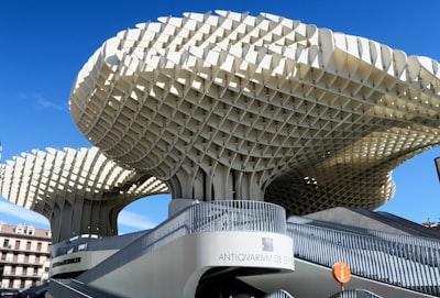 Agencia de SEO con IA en Sevilla