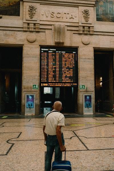 Beneficios del Recepcionista Automatizado en el Sector Público Español en 2024