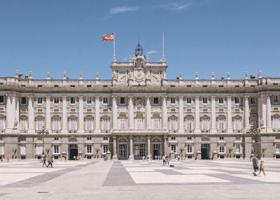 Servicios de modernización de sistemas heredados en Madrid