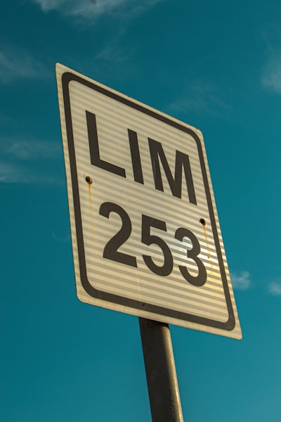 Avoid API Breakdowns: Rate Limiting and Request Grouping Limits
