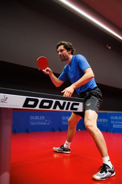 La IA rechaza desafío de ping-pong en medio de la ascensión de las máquinas