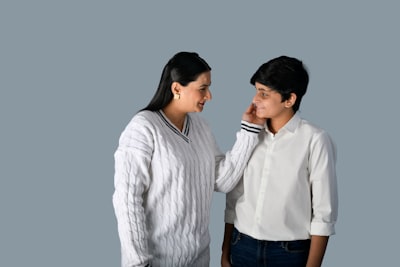Medidas de confiabilidad para desarrollo de IA conversacional