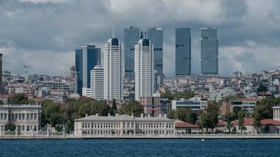Uber se compromete con $200 millones para el centro tecnológico de Estambul