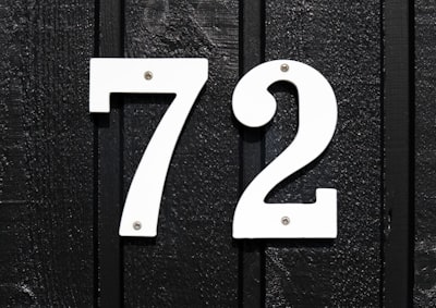 ¿Cumple el trabajador agente las 24/7 con las regulaciones de protección de datos?