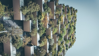 ¿Cómo la arquitectura modular apoya objetivos ambientales?