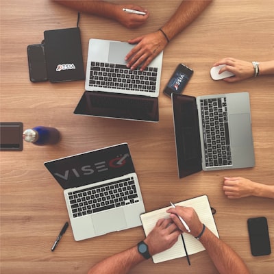 Código vibración Herramientas de Negocio Partner en Murcia