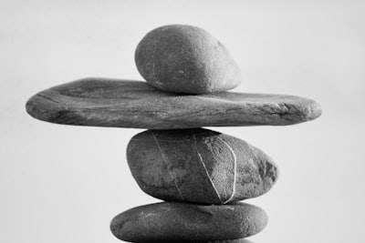 Equilibrando Programación Intuitiva y Desarrollo Tradicional