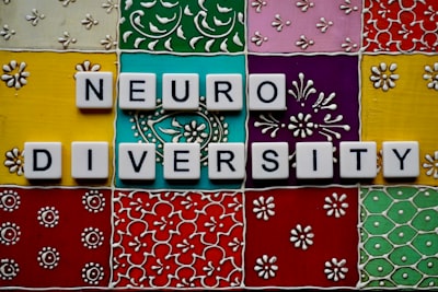 Compilador Neural: Traducción de Programas a Redes para Ciencia Híbrida