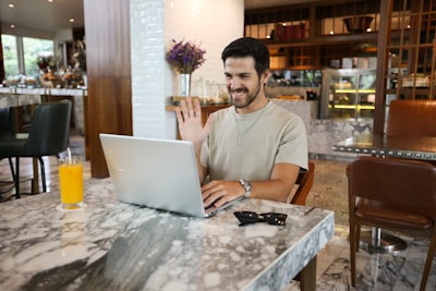 Automatización de la comunicación con huéspedes: beneficios para tu negocio