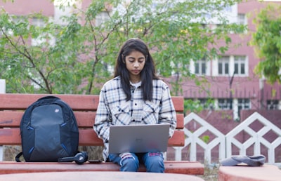 Agencias líderes ayudando a universidades a atraer estudiantes online