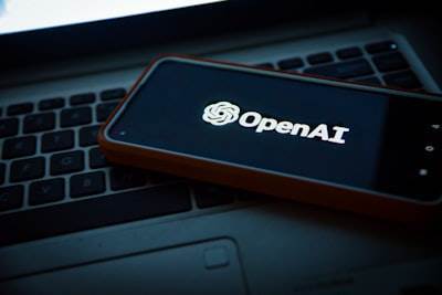 "Introducción a la Tienda de Aplicaciones sin Código para el Desarrollo de Agentes (OpenAI Lanza)"
"Presentación de la Tienda de Aplicaciones Sin Código: El Nuevo Lanzamiento de OpenAI"
"Novedad en