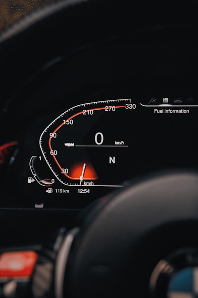 ¿Cómo garantizar la precisión de los datos con la automatización de paneles?