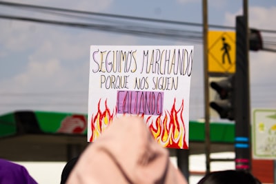 Agentes hacia el borde: más allá del escalado