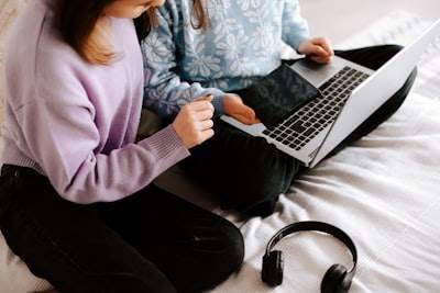 Mejora de la plataforma de cuentas de mantenimiento infantil en línea