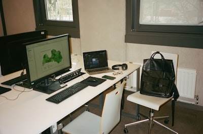 Socio oficial en Lardero con 15 años de experiencia