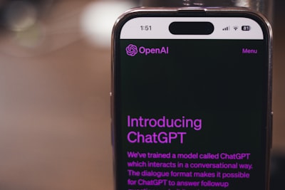 OpenAI podría desarrollar un teléfono con agentes de inteligencia artificial en lugar de aplicaciones
