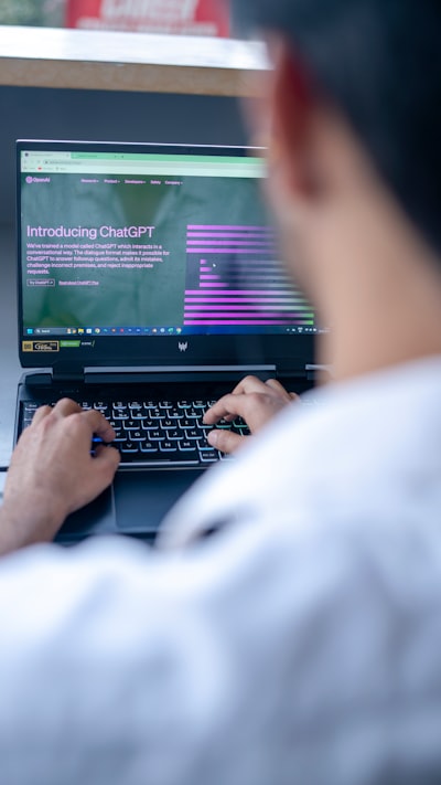 El impacto de ChatGPT en la originalidad científica según el idioma