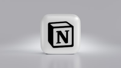 ¿Es n8n compra única o suscripción?