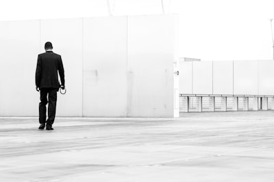 Cómo seleccionar agentes de trabajo adecuados para tu empresa