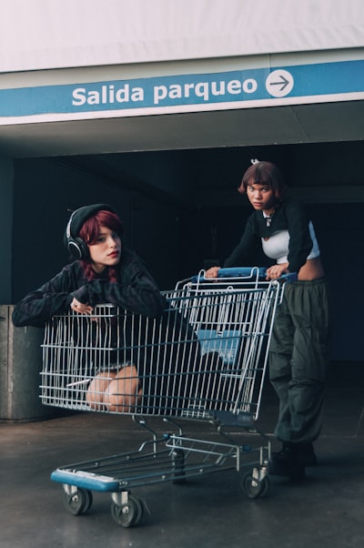 Medición de Compras a Escala sin Control en Metacognición AI en Medida Bancaria