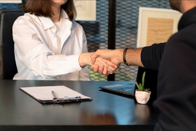 Claves para elegir un partner certificado en reservas