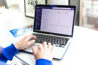¿Se puede automatizar la programación de citas con bases de datos o APIs?