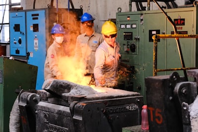 Industrias clave que modernizan mainframes COBOL a aplicaciones web