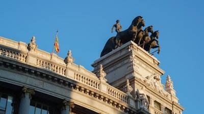 Automatización de tareas administrativas con IA en el sector público español