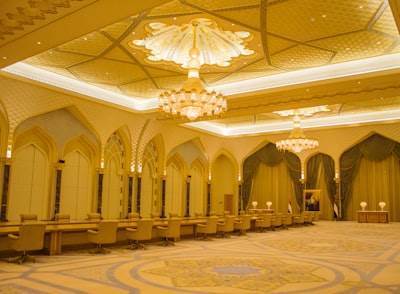 Professional Carpet Shampooing and Deep Cleaning Services in Dubai