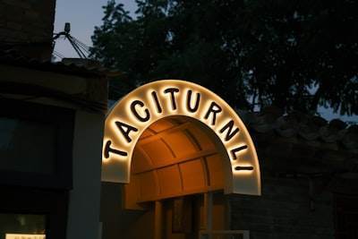 La mejor agencia de IA en Sagunto