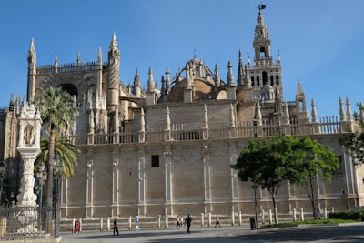 Mejores empresas de IA para empleados en Sevilla