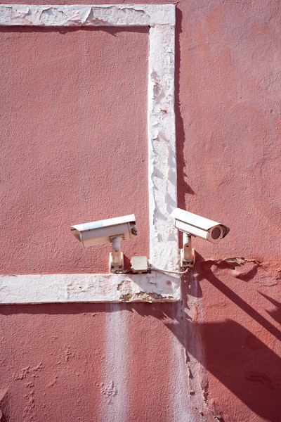 La amenaza de los patrones anti-IAM en sistemas de seguridad