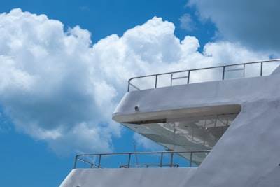 Cloud-Based Management of Overseas Personnel Teams