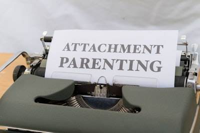 Swift Concurrency: Parent/Child Relationship, Automatic Cancellation, Task Groups