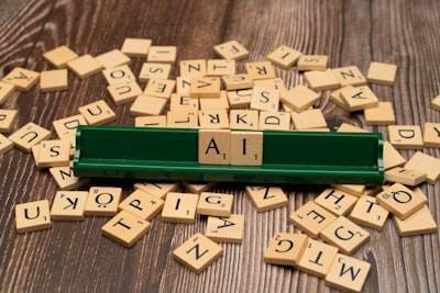 AI destacando investigación de palabras clave en 2025