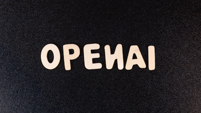 OpenAI apoya legislación para limitar responsabilidad por daños causados por IA