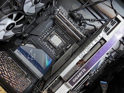 Intel Crescent Island: 480GB de LPDDR5x para IA empresarial