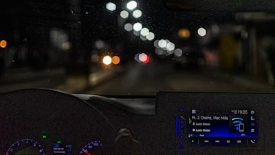 Planificador de Tokens Autoregresivo para Conducción Autónoma