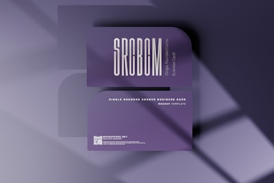 RanSOM: Randomized Second-Order Moment for Constrained and Unconstrained Optimization