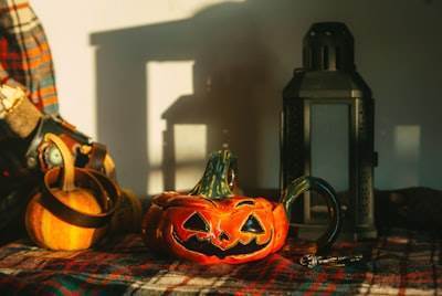 Construyendo Tantrik: Un chat de Halloween AI con Next.js, Flask y Kiro
