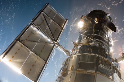 Telescopios Webb y Hubble revelan nueva vista de Saturno