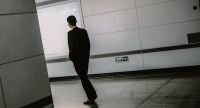Encuentra un experto en IA autónoma en Murcia