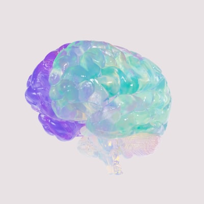 Aprendizaje Activo Escalable y Robusto con Kernels Tangentes Neurales Conscientes de Fuerzas