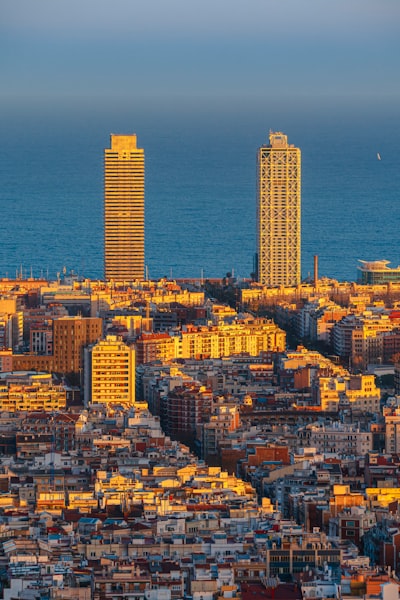Socio oficial de IA para clasificación de documentos en Barcelona
