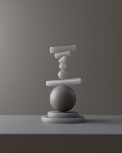 Existencia y Cálculo de Equilibrios de Nash en juegos con restricciones de acoplamiento cóncavo por jugador