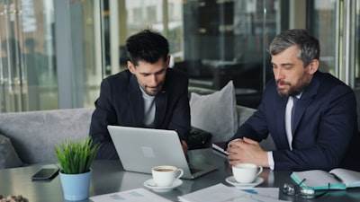 Maximiza tu ROI con los mejores servicios de programación en Madrid.