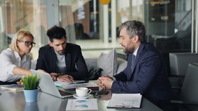 Beneficios de un socio de implementación de Power BI en tu empresa