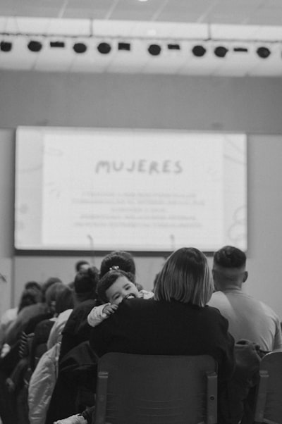Un marco conceptual para herramientas de autoría de realidad mixta en educación
