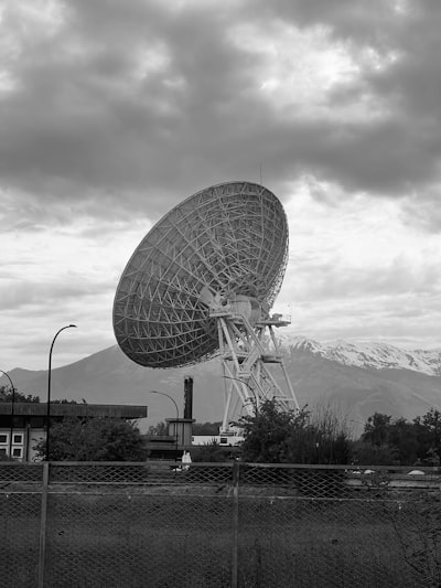 Aprendizaje de la equivarianza geométrica en teledetección satelital