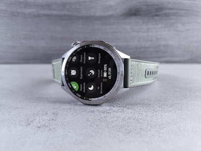 Este Smartwatch con ChatGPT integrado está en oferta por $45